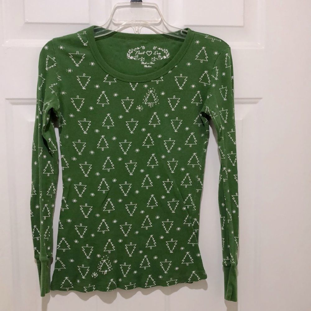 EUC Next Era Ladies Green and White Christmas tree design Long Sleeve Henley Top